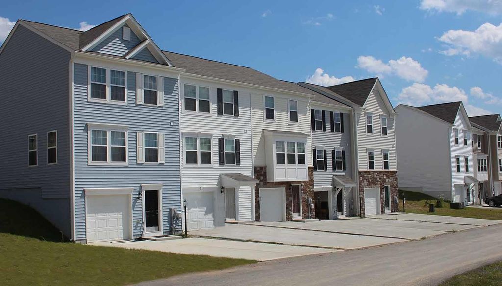 505 Turquoise Ln, Morgantown, WV 26508