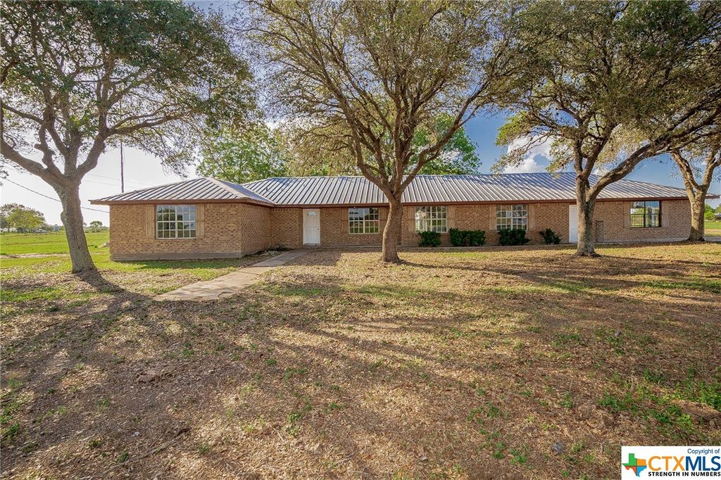 369 Bruce Ln, Yoakum, TX 77995 Trulia