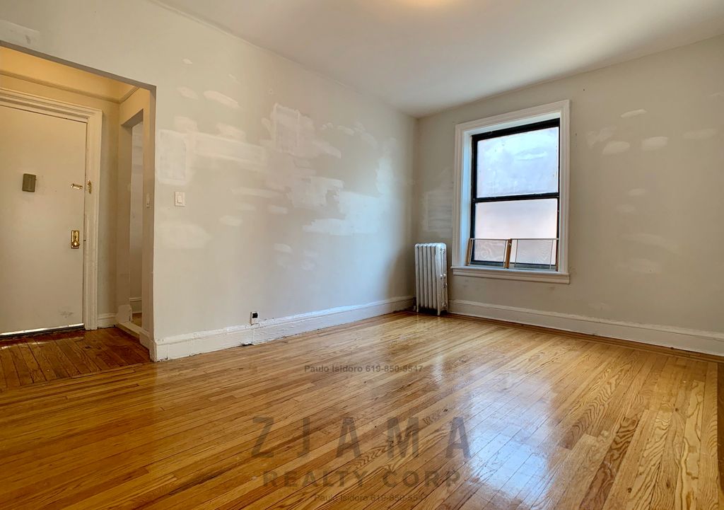 2621 Cortelyou Rd #1C, Brooklyn, NY 11226
