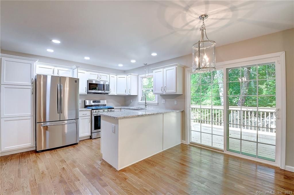 204 Morning Dove Rd, Naugatuck, CT 06770