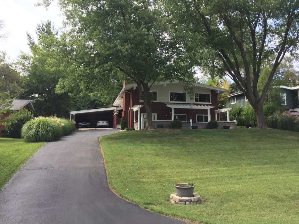 506 Indian Ridge Rd, Windy Hills, KY 4 Bed, 3 Bath SingleFamily Home