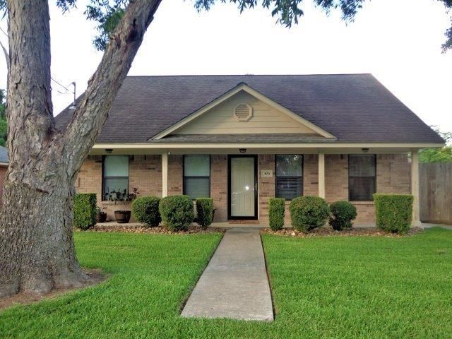 306 Marion St, Brazoria, TX 77422
