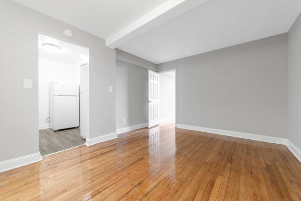 88-50 179th St #4C, Jamaica, NY 11432