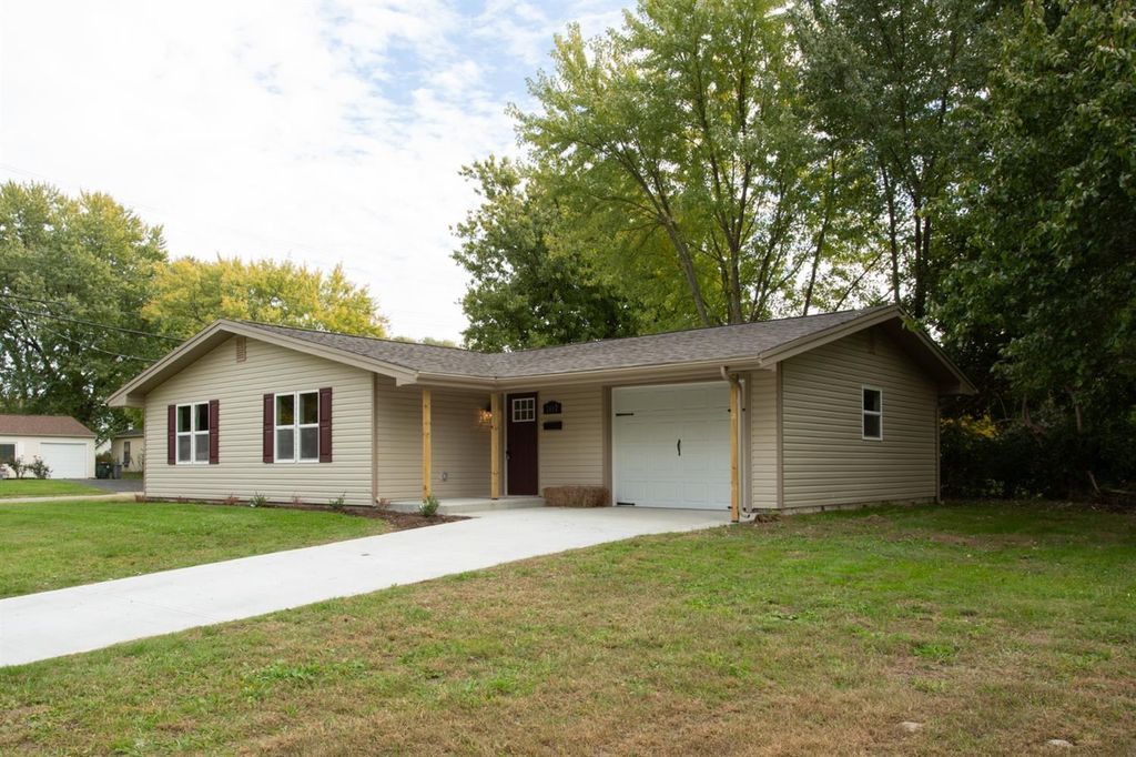 1407 Broadview Ct, Mason, OH 45040