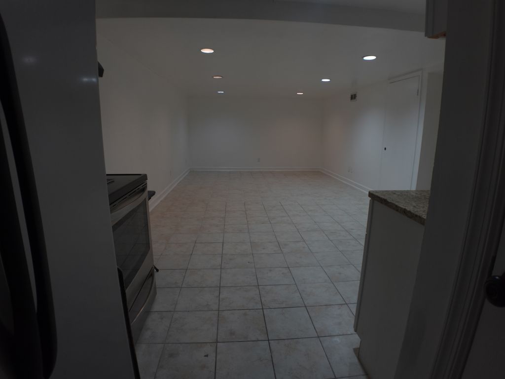 200 Colesville Manor Dr 1, Silver Spring, MD 20904 Apartment for Sale