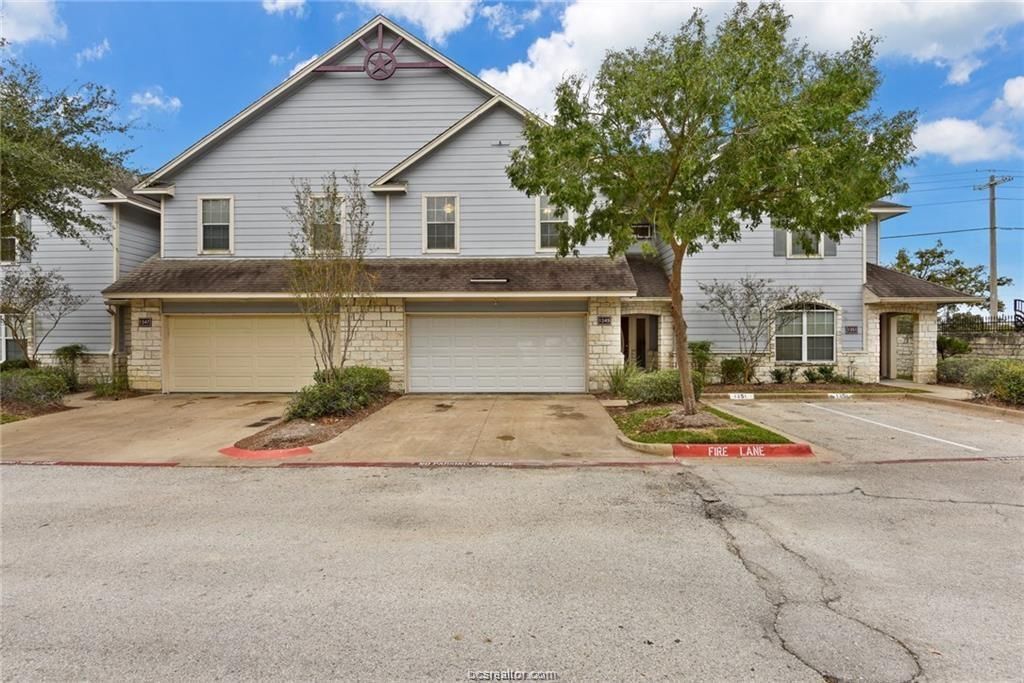 1349 Canyon Creek Cir, College Station, TX 77840