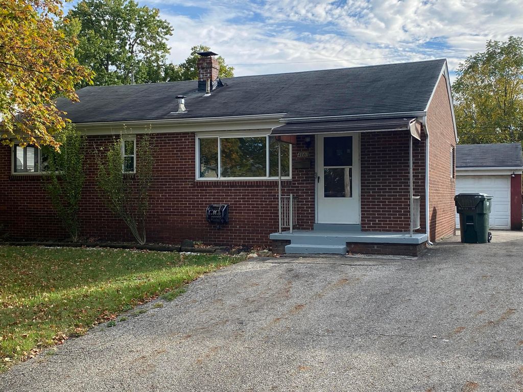 4163 Sexton Dr, Columbus, OH 43228