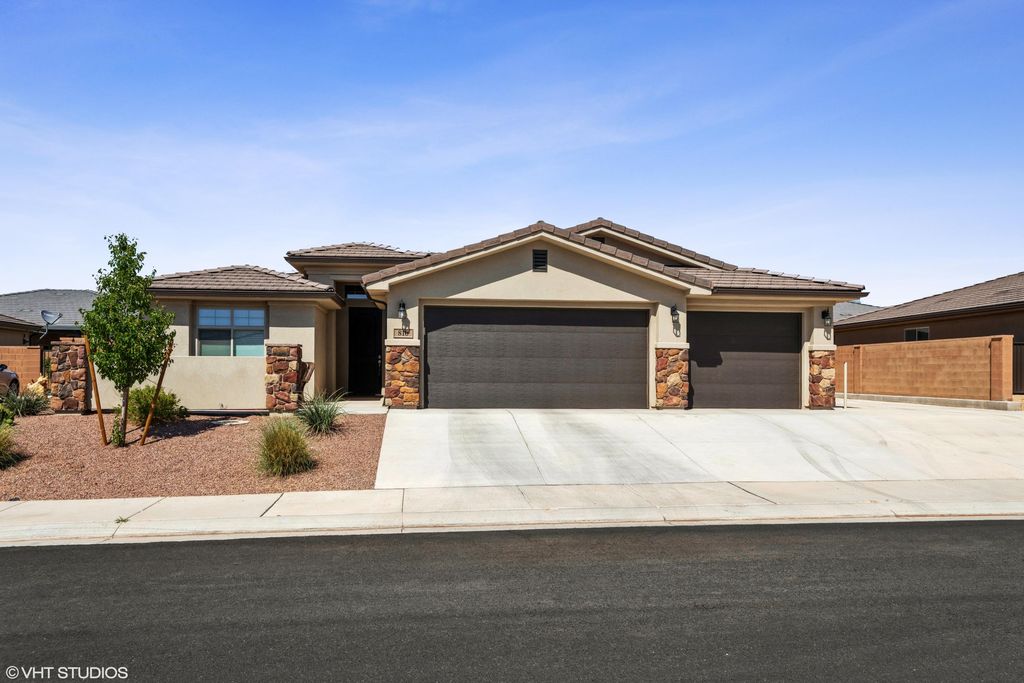 810 N 2865 W, Hurricane, UT 84737