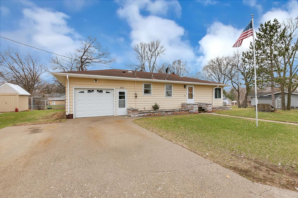 810 3rd Ave SE, Little Falls, MN 56345 Trulia