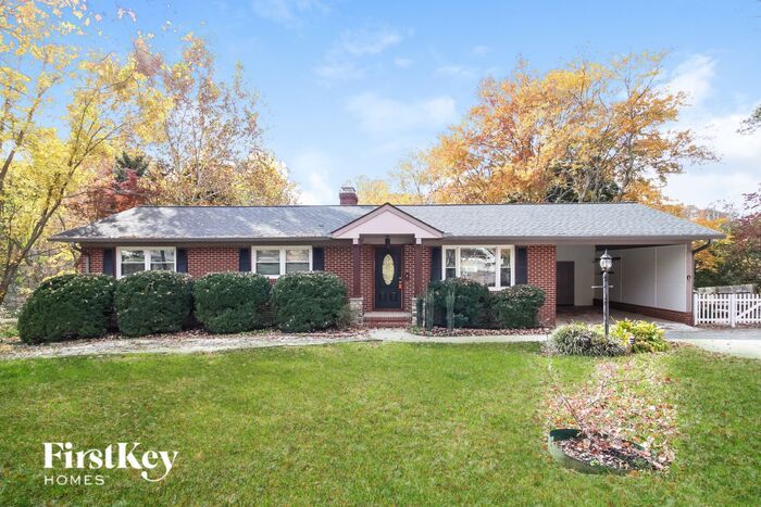 5421 Garden Lake Dr, Greensboro, NC 27410