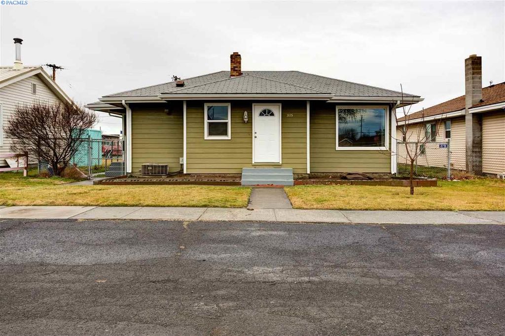 315 S Almira Ave, Connell, WA 99326 Trulia