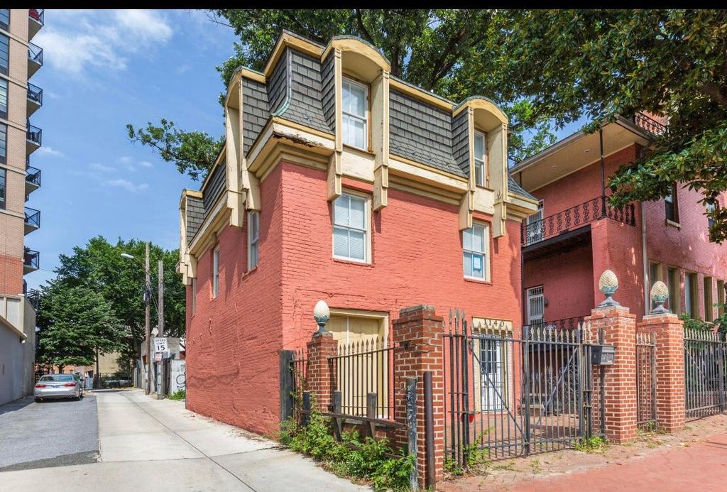 400 M St NW #2, Washington, DC 20001