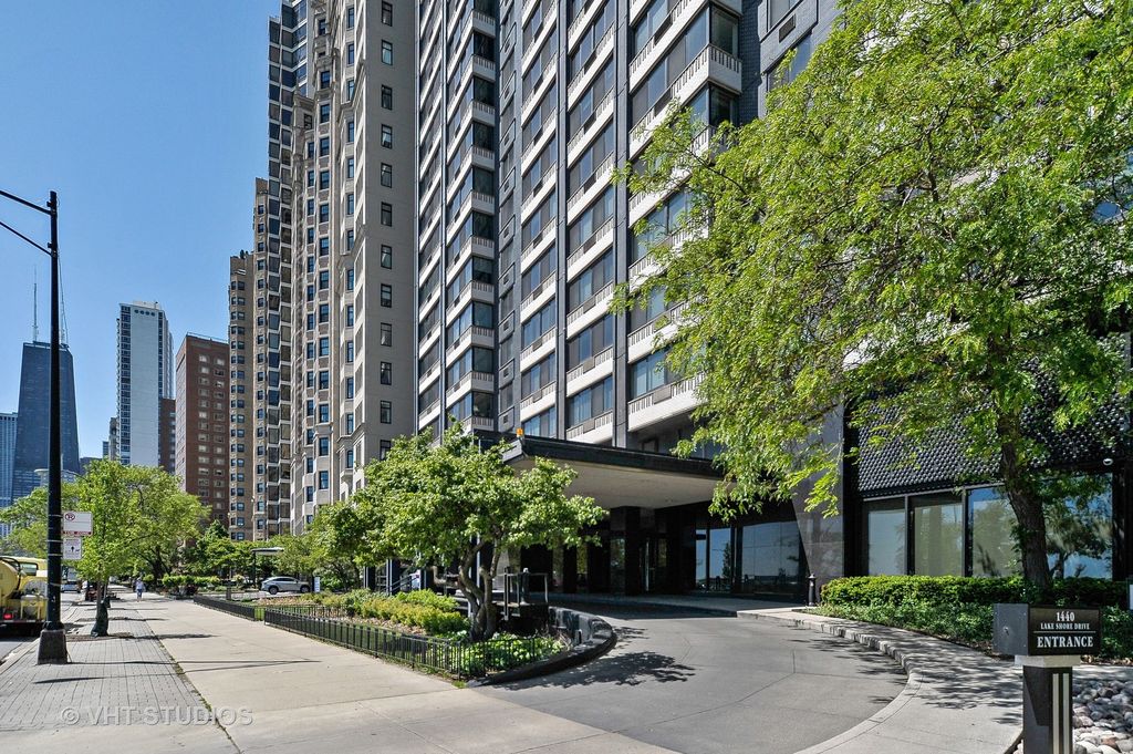 1440 N Lake Shore Dr #25H, Chicago, IL 60610