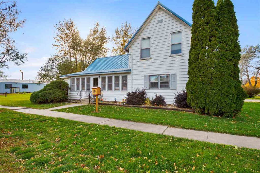 114 N Green St, Keota, IA 52248 Trulia