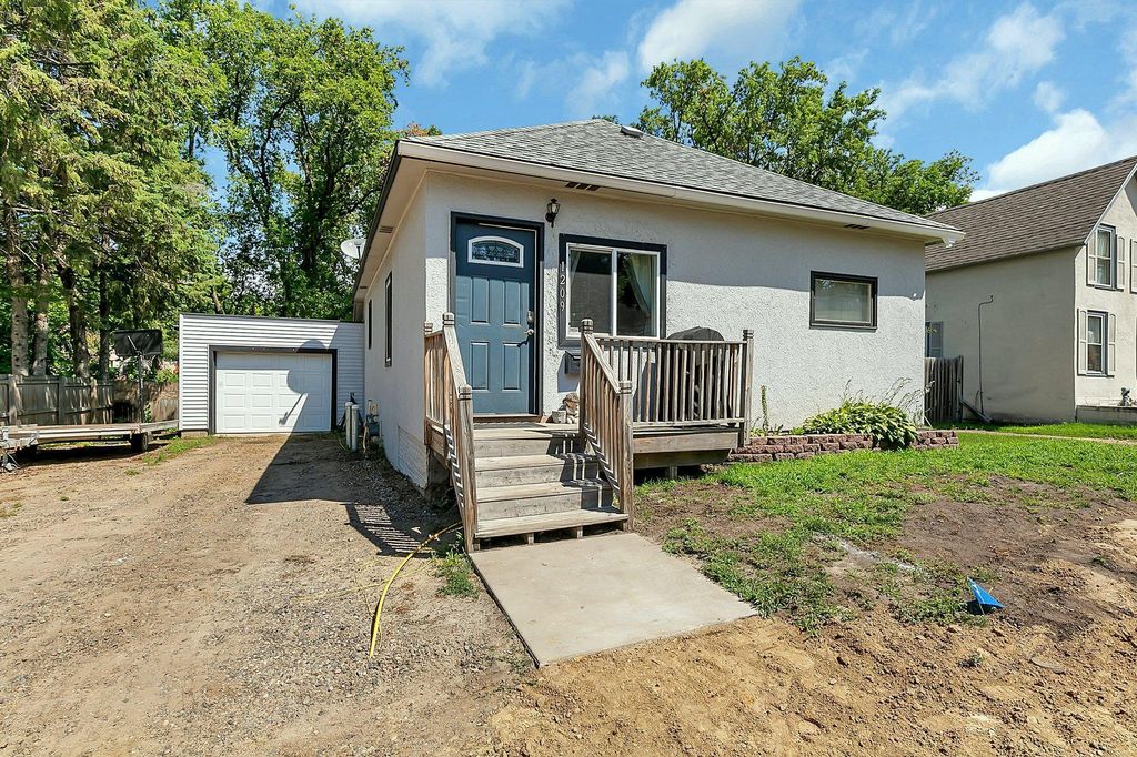 1209 Maple St, Brainerd, MN 56401 Trulia
