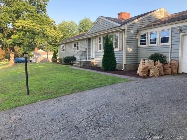 45 Overland Dr, Stratford, CT 06614