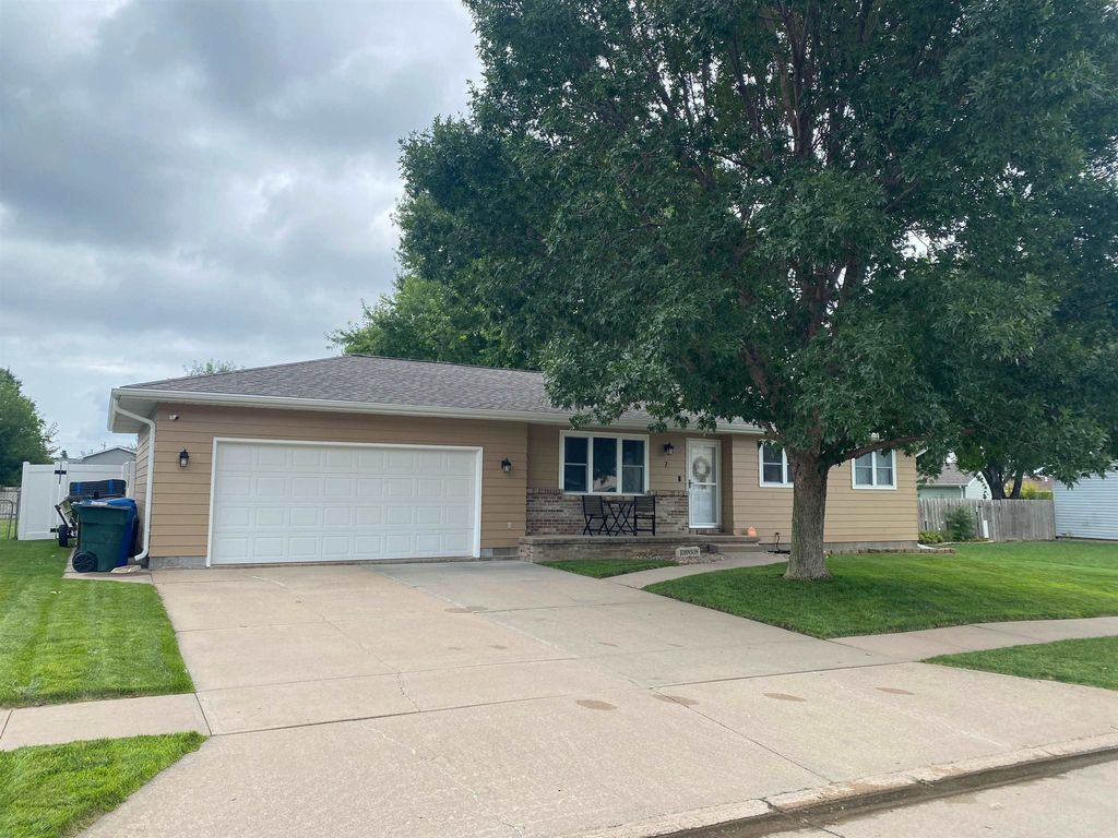7 Meadow Ln, Kearney, NE 68845 Trulia