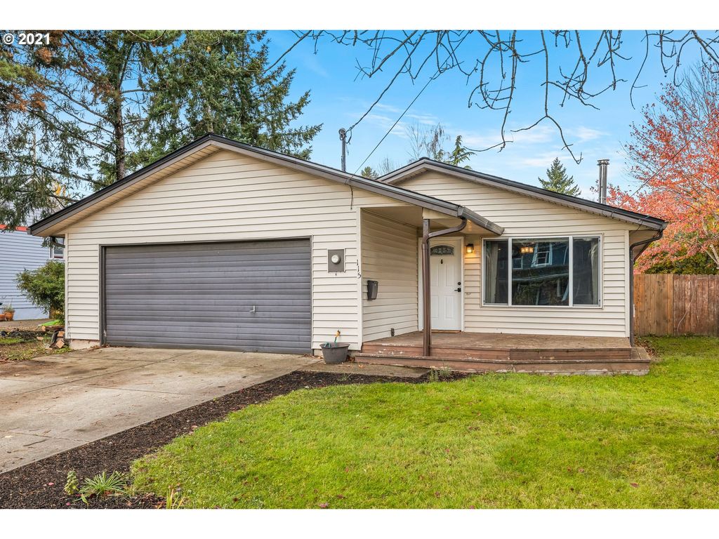 115 E North St, Newberg, OR 97132