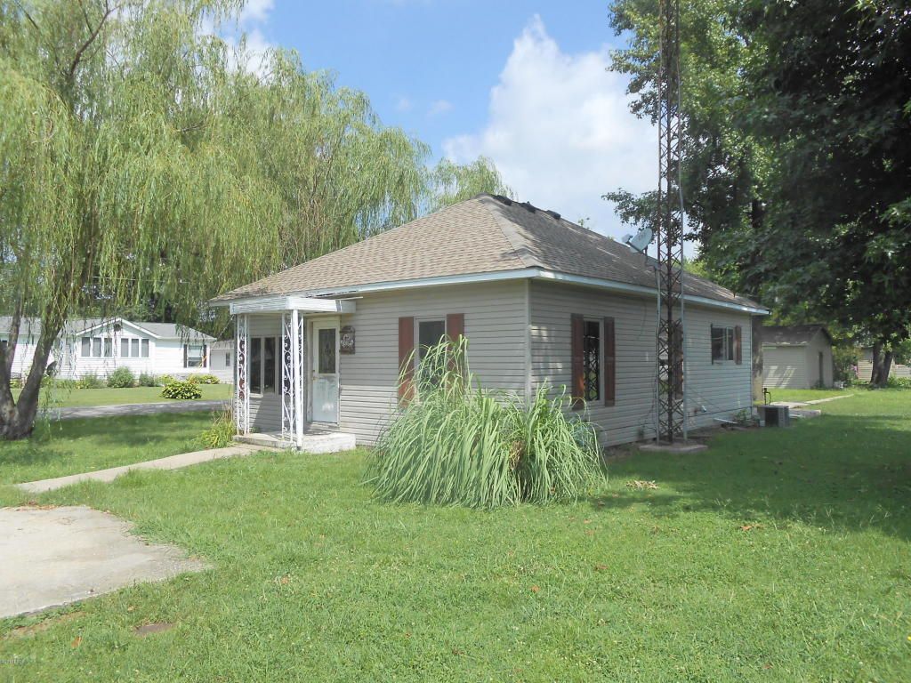 108 W Ruth St, Sesser, IL 62884 Trulia