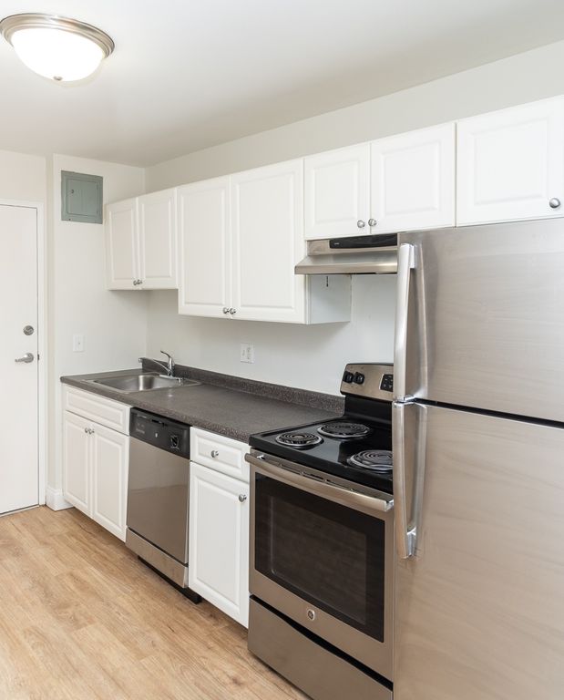 725-735 Adams St, Dorchester, MA 02122