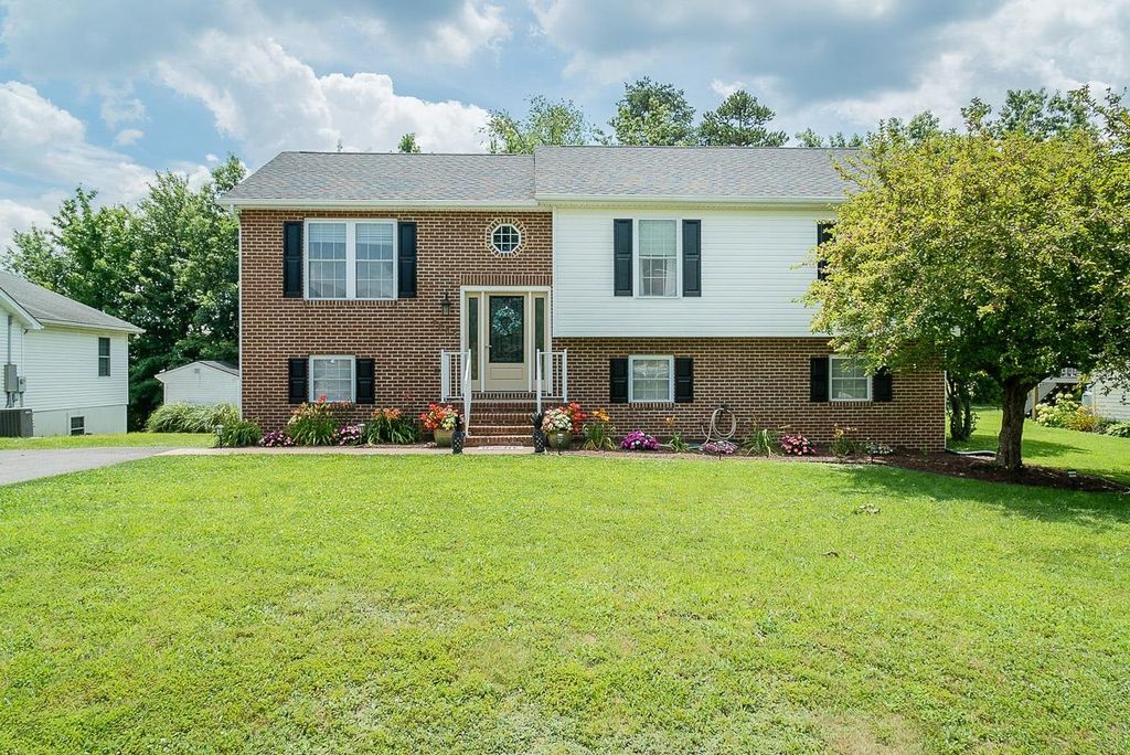 7665 Kristin Dr, Penn Laird, VA 22846 Trulia