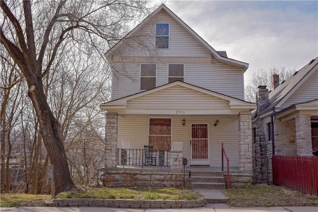2910 Belleview Ave, Kansas City, MO 64108