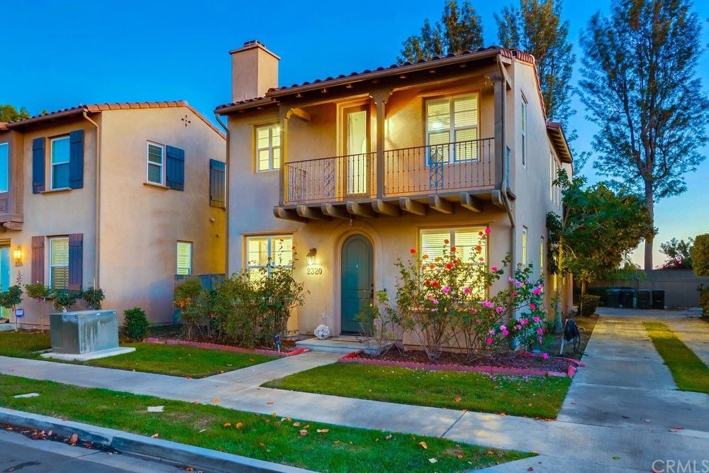 2320 W Canopy Ln, Anaheim, CA 92801