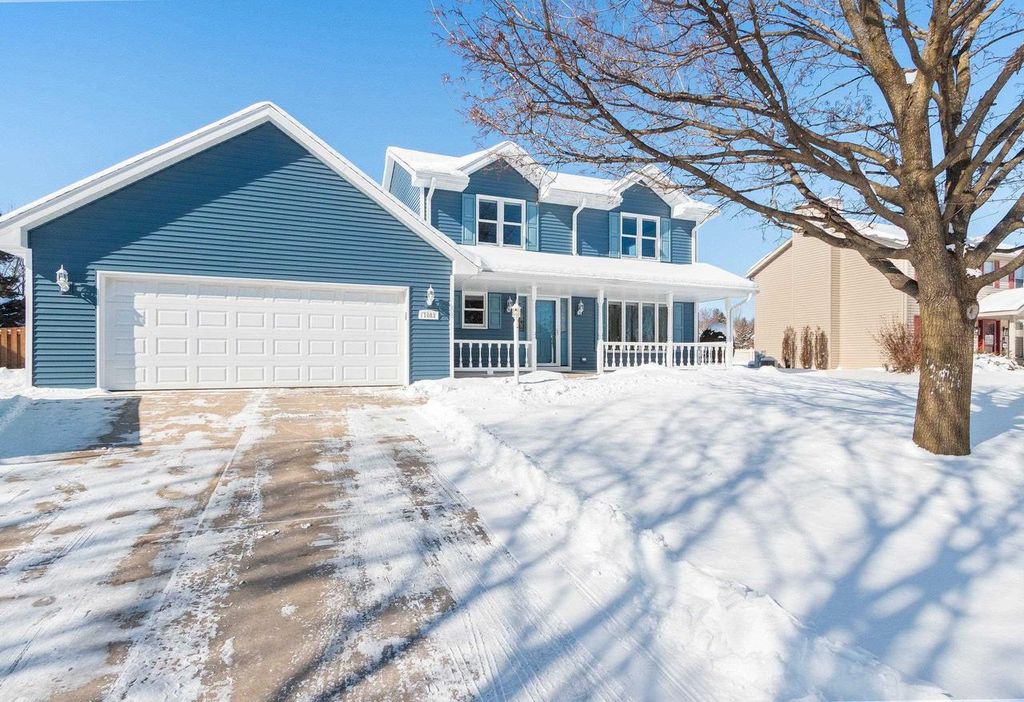 1081 PAWN DRIVE, Green Bay, WI 54313