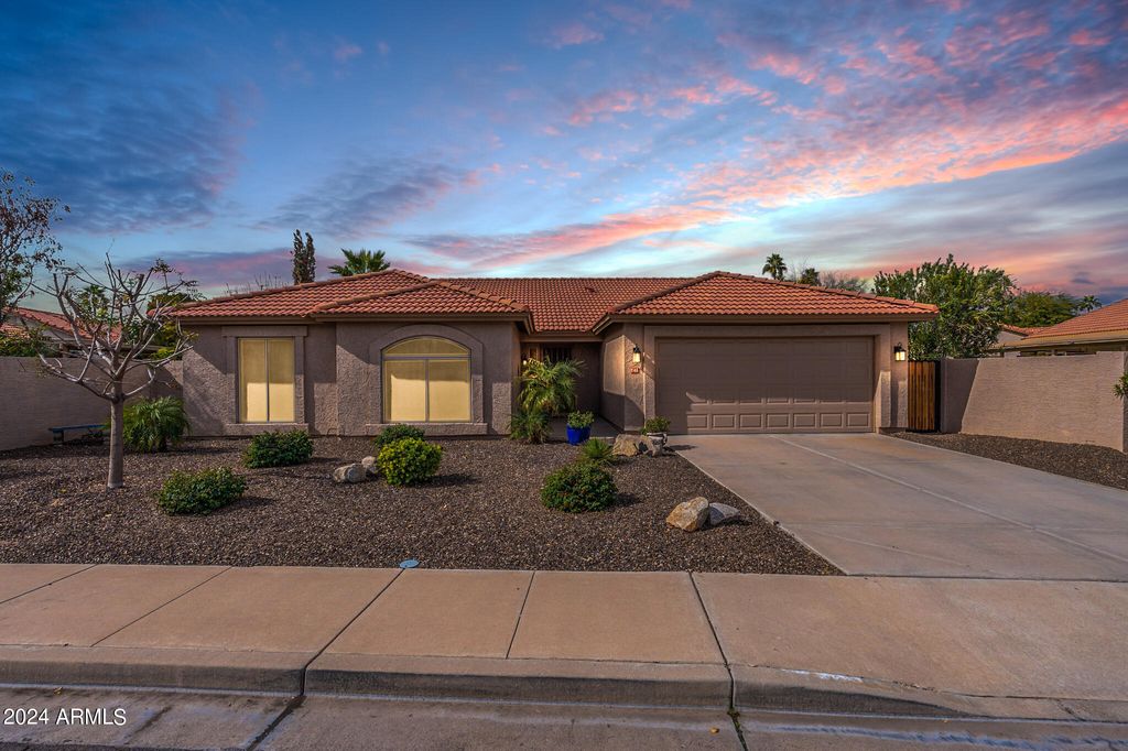 746 S Monterey St, Gilbert, AZ 85233 See Estimated Value