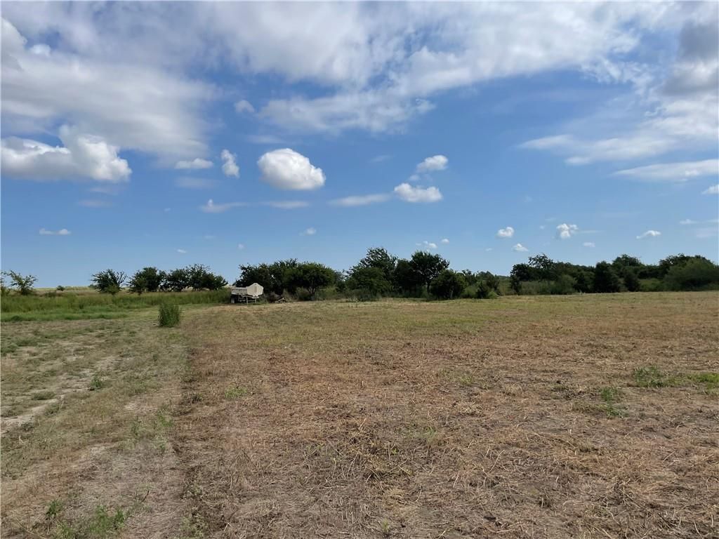None 17224 N Lund Rd, Coupland, TX 78615