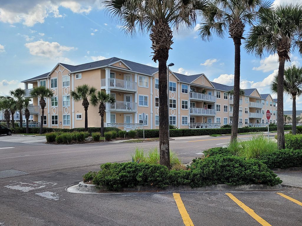 1412 1st St N #103, Jacksonville Beach, FL 32250