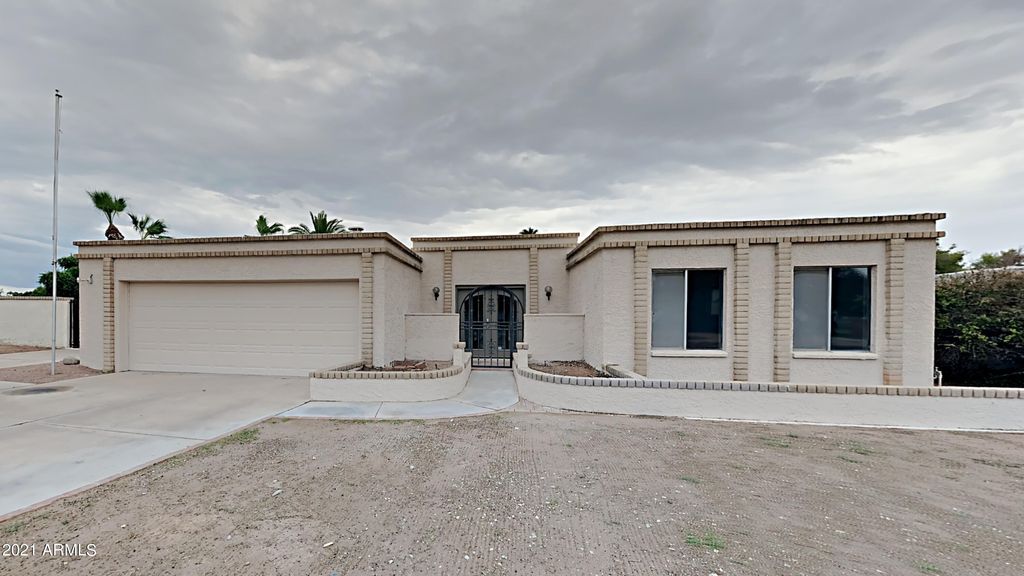 815 N Alamo Cir, Mesa, AZ 85213