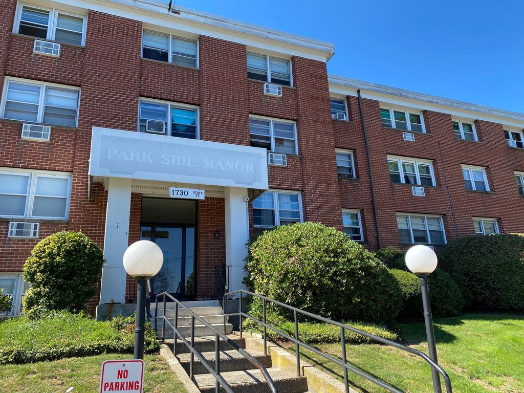 1730 State St #311, Hamden, CT 06517