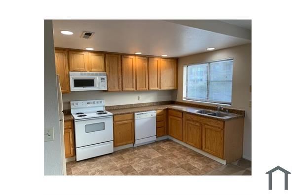 2605 French St #8, Santa Clara, CA 95051