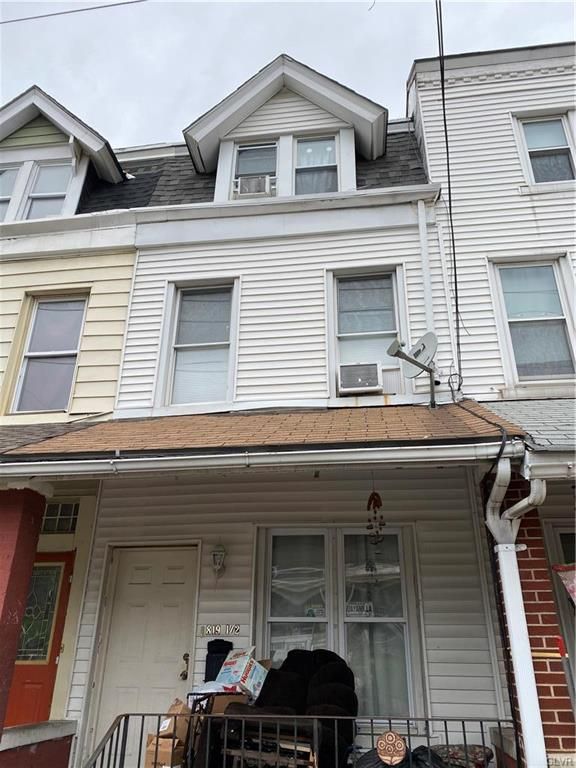 819 1/2 W Greenleaf St, Allentown, PA 18102