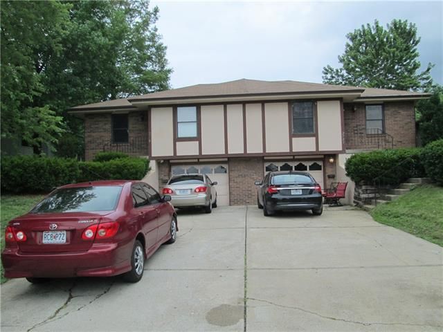 2719 S  Englewood Ter, Independence, MO 64052
