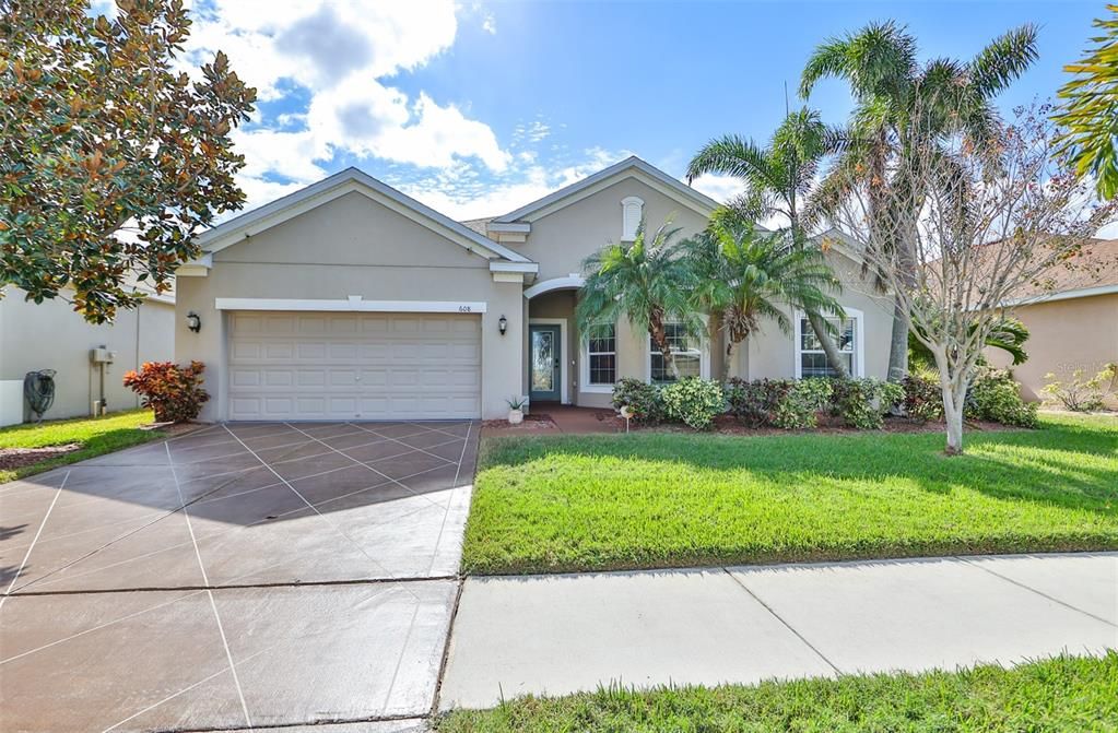 608 NW 15th Ave, Ruskin, FL 33570