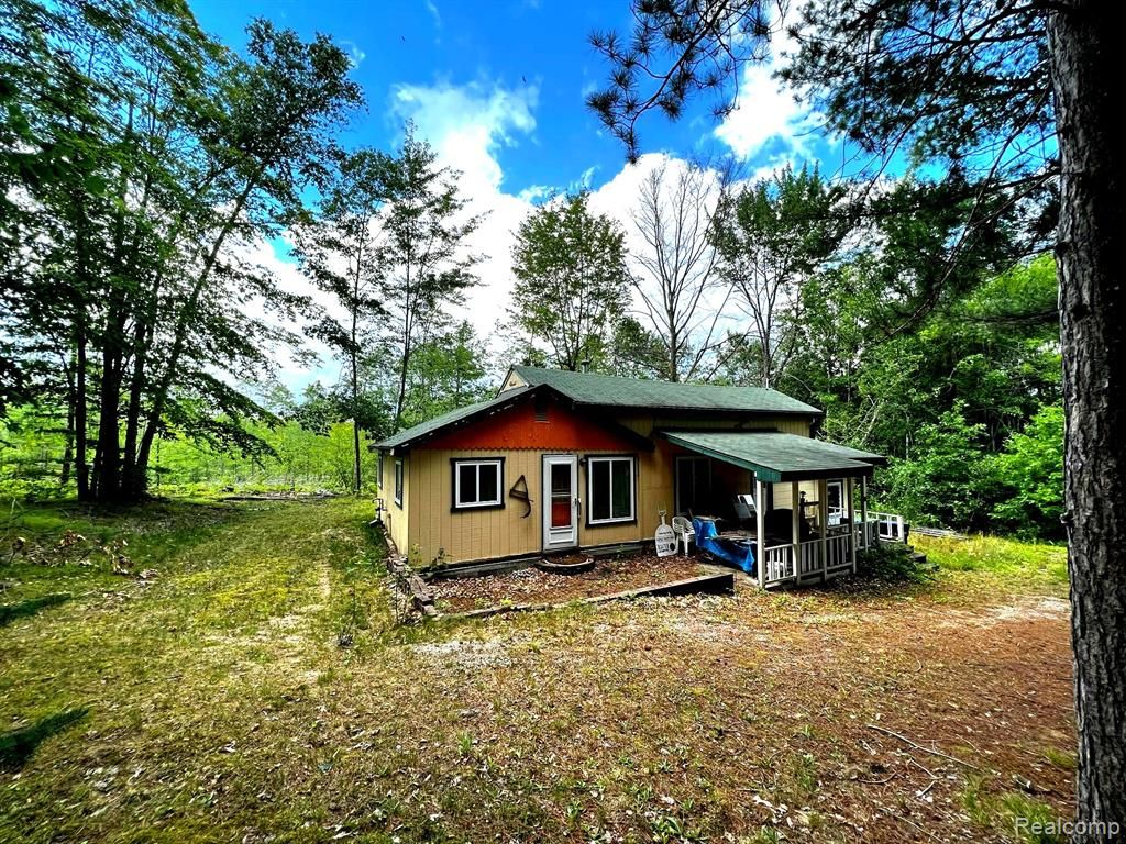 10999 N Roberts Rd, Frederic, MI 49733 MLS 20221033116 Trulia