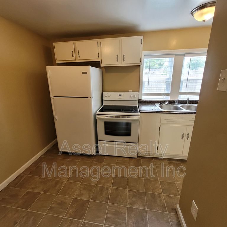 4702 Circle Rd, Corryton, TN 37721