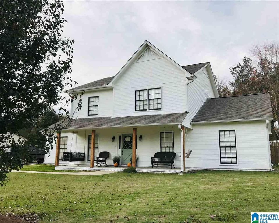 3160 Sunny Meadows Ln, Birmingham, AL 35242
