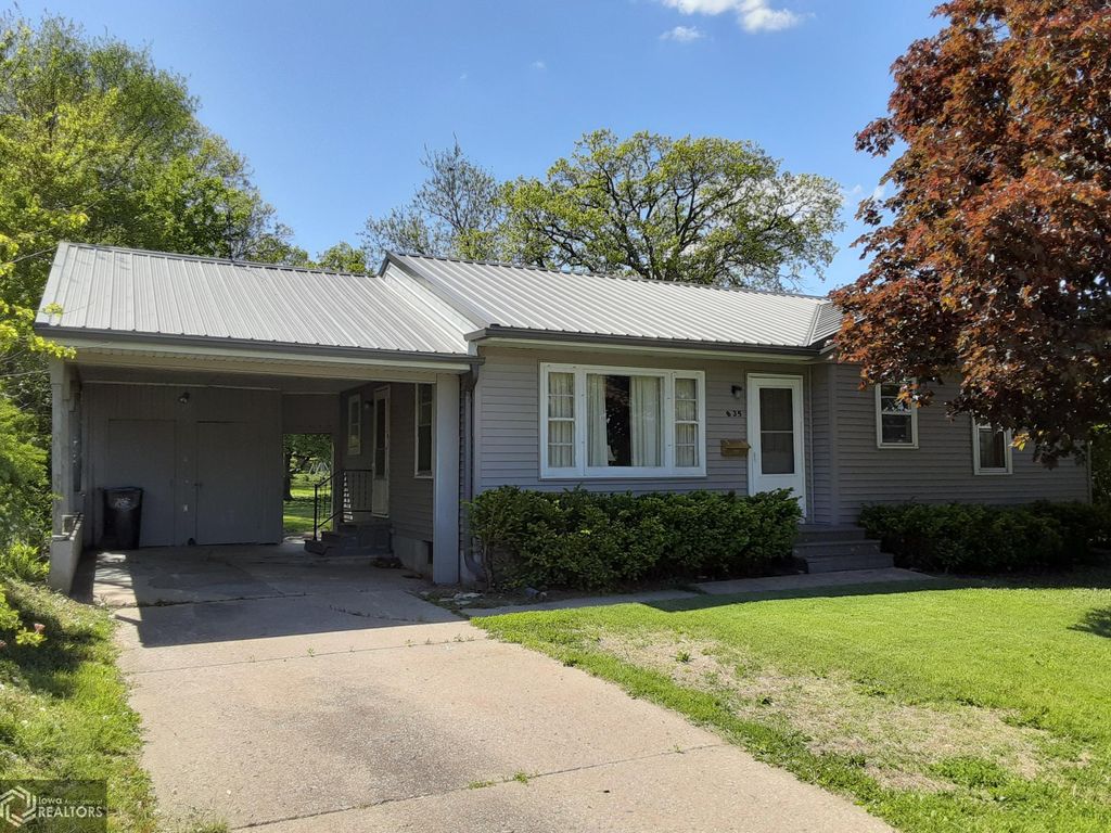 835 N Quincy Ave, Ottumwa, IA 52501