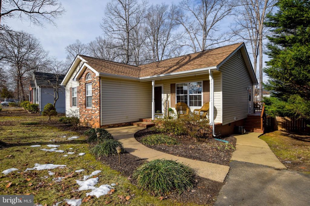 35361 Wilderness Shores Way, Locust Grove, VA 22508