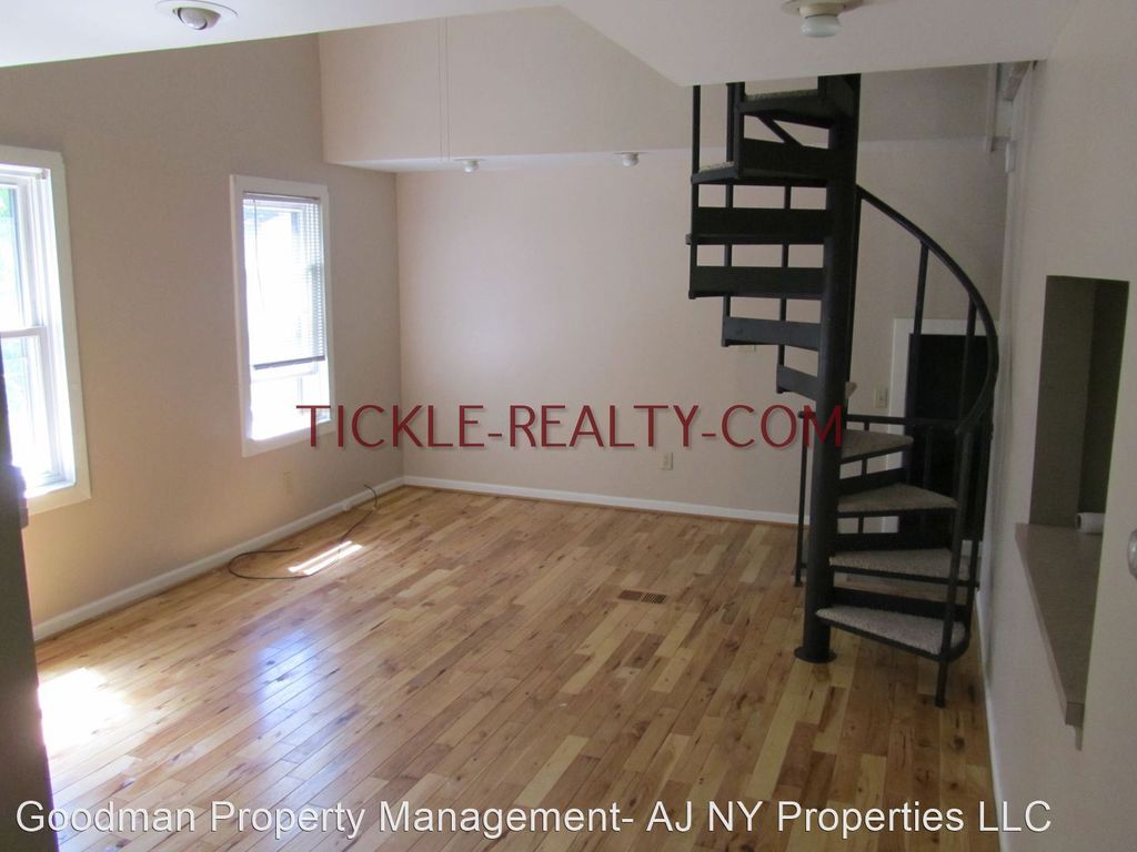 839 Meigs St, Rochester, NY 14620