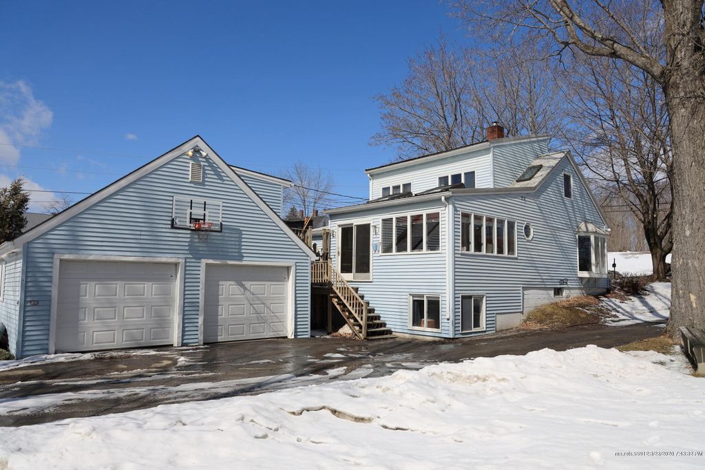 910 W Main St, Dover Foxcroft, ME 04426 Trulia