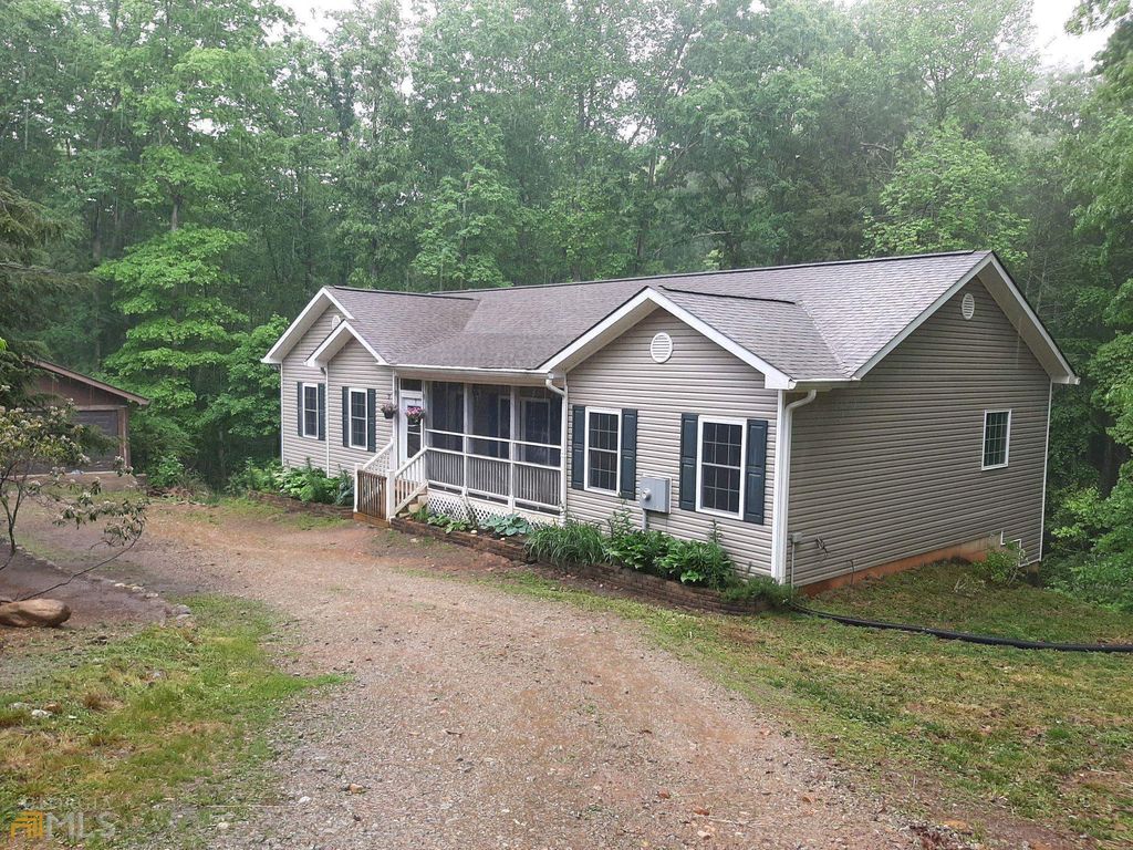 1497 Ramey Rd, Lakemont, GA 30552