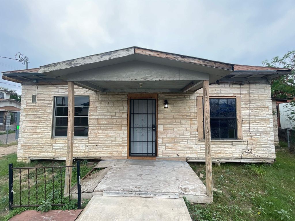 1519 Monterrey Ave Laredo TX 78040 MLS 20234104 Trulia 41 OFF