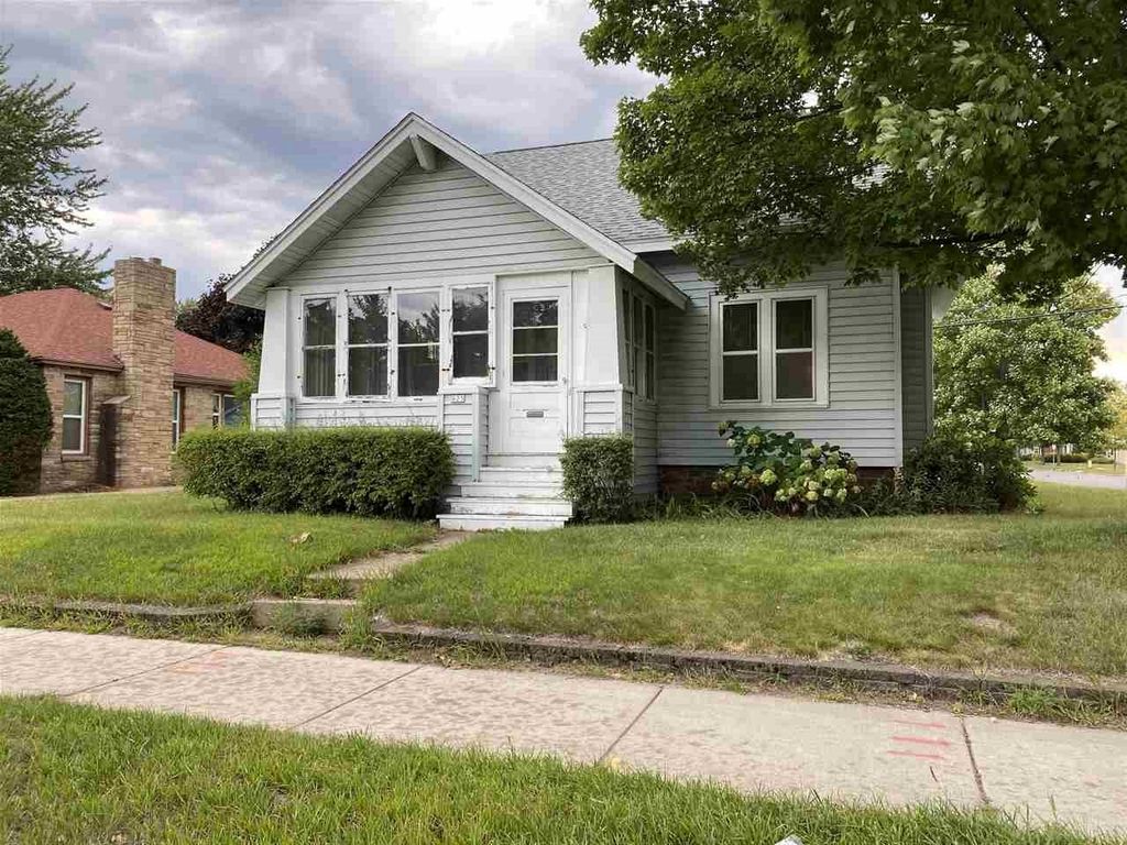 825 Michigan Ave, Stevens Point, WI 54481 Trulia