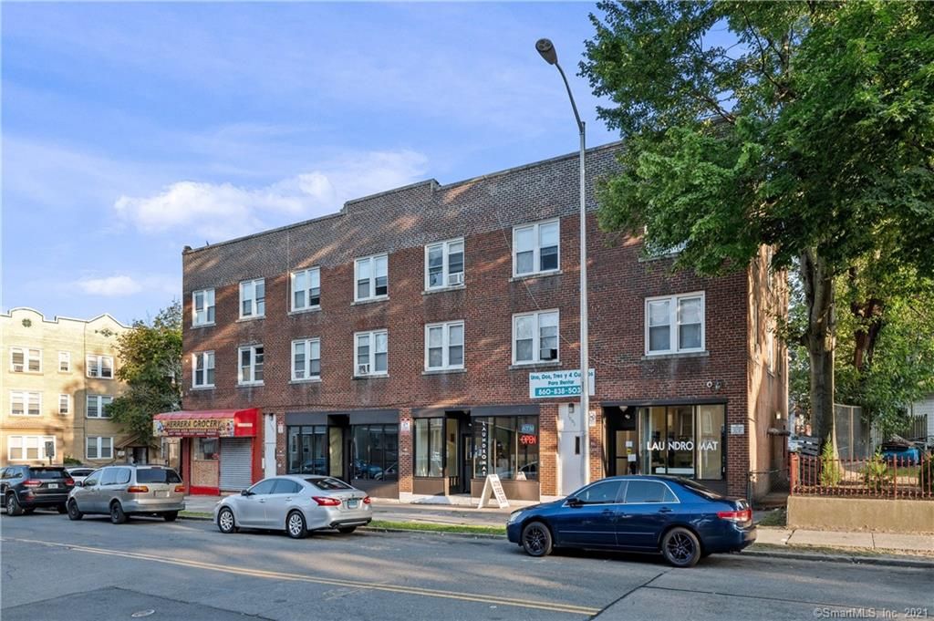 1079 Capitol Ave, Hartford, CT 06105