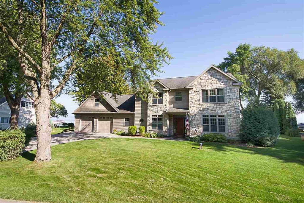 496 Plummers Harbor Rd, Neenah, WI 54956 Trulia
