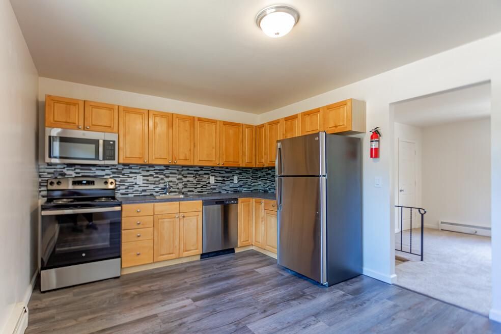 Village Crest Apartments Poughkeepsie, NY Trulia